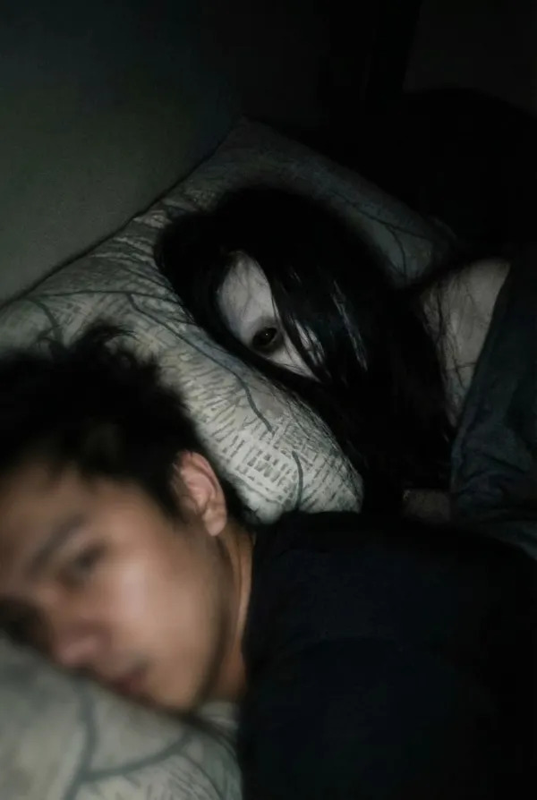 Creepy Photos (25 pics)