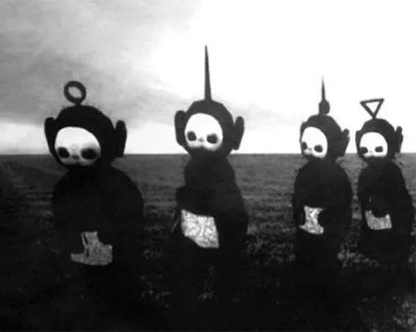 Creepy Photos (25 pics)