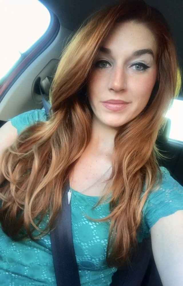 Redhead Girls (21 pics)