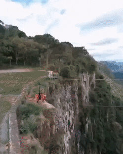 Acid GIFs, July 13 (25 gifs)