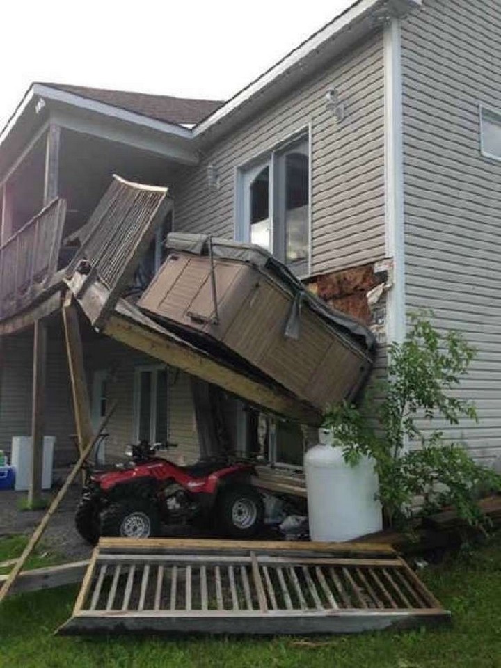 Bad Days Happen (23 pics)