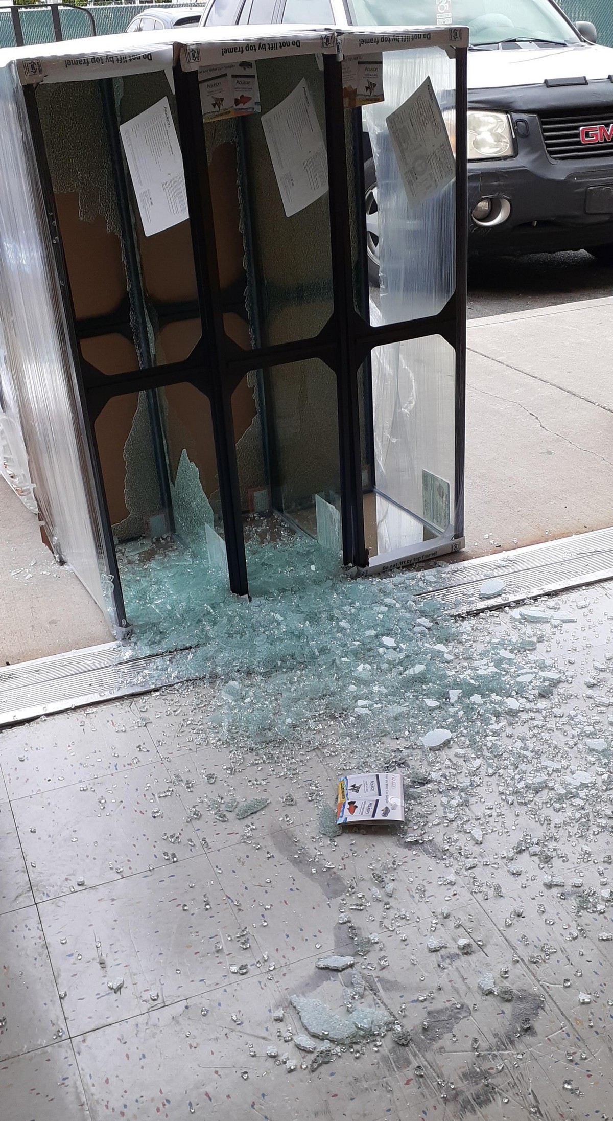 Bad Days Happen (31 pics)