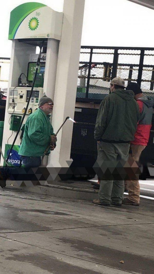 They Don't Care About Safety (15 pics)