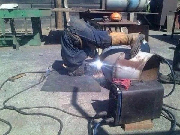 They Don't Care About Safety (15 pics)