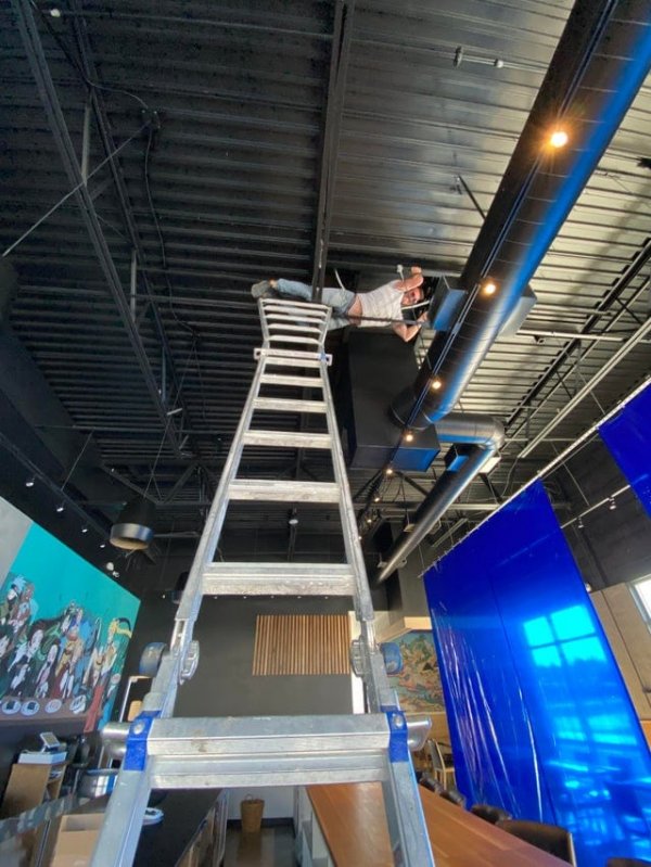 They Don't Care About Safety (15 pics)