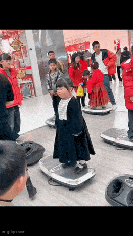Acid GIFs, July 15 (25 gifs)