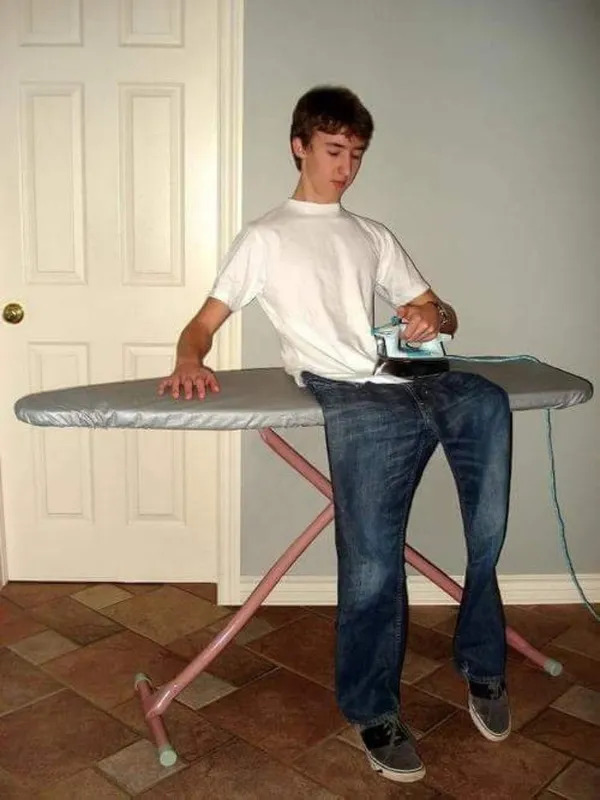 What Is Going On Here? (27 pics)
