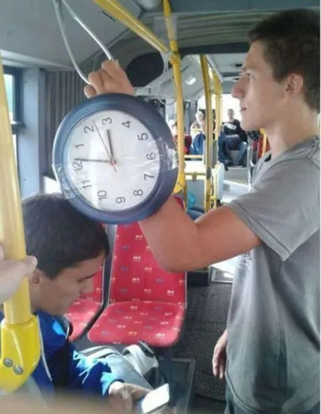 What Is Going On Here? (27 pics)