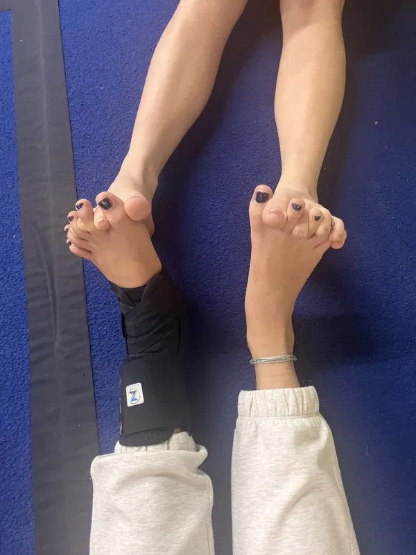 What Is Going On Here? (27 pics)