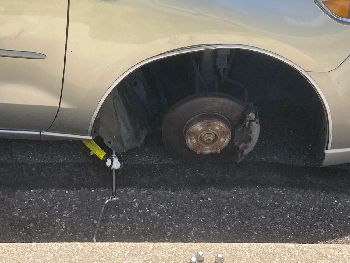 Bad Days Happen (23 pics)