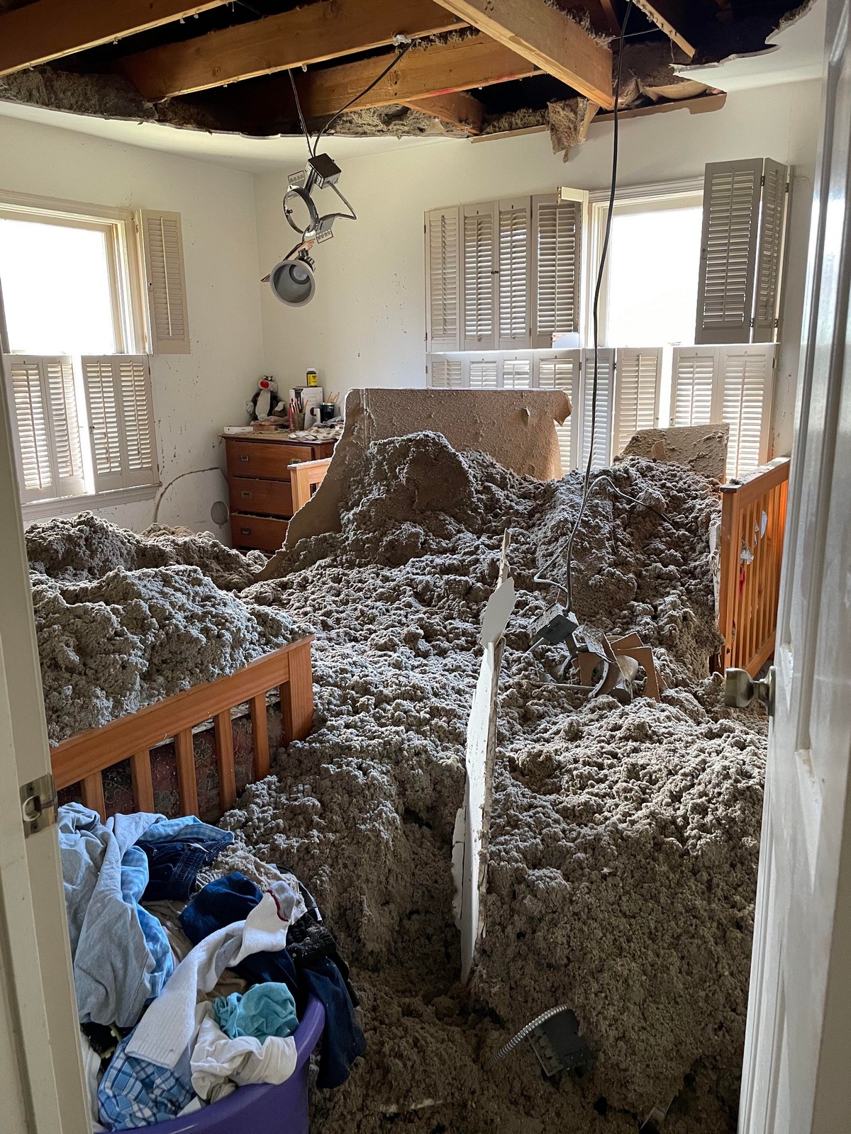 Bad Days Happen (23 pics)