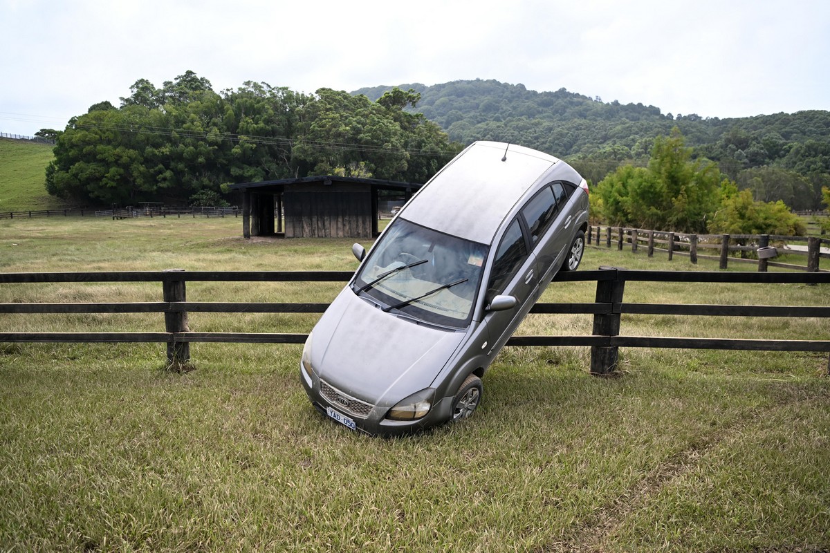 Bad Days Happen (23 pics)