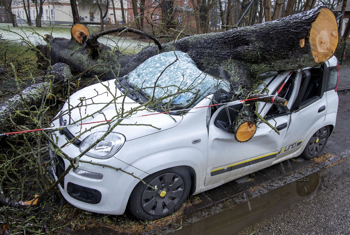Bad Days Happen (23 pics)