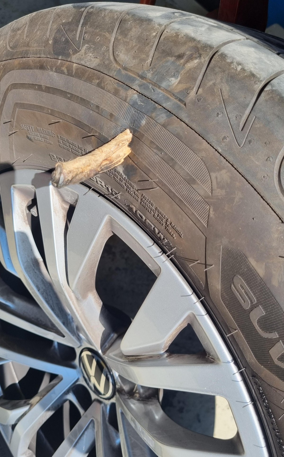 Bad Days Happen (23 pics)