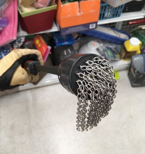 Weird Finds In Thrift Shops (16 pics)