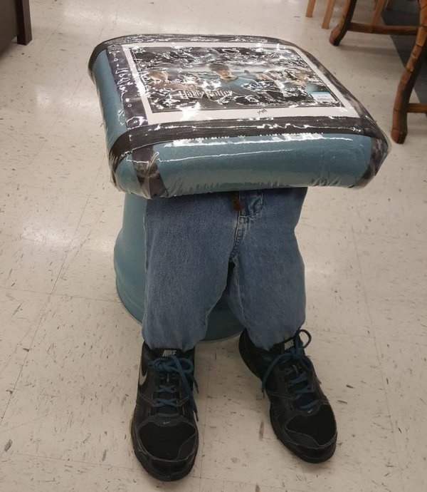 Weird Finds In Thrift Shops (16 pics)