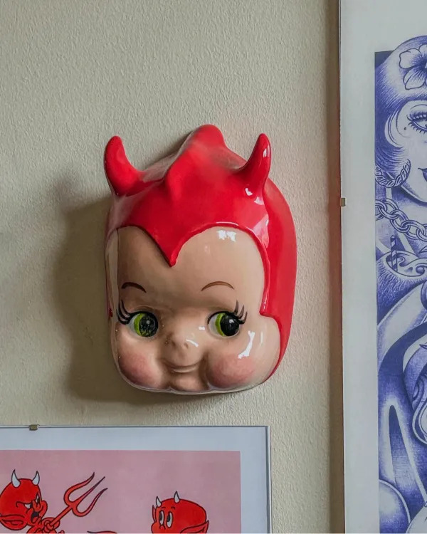 Weird Finds In Thrift Shops (25 pics)