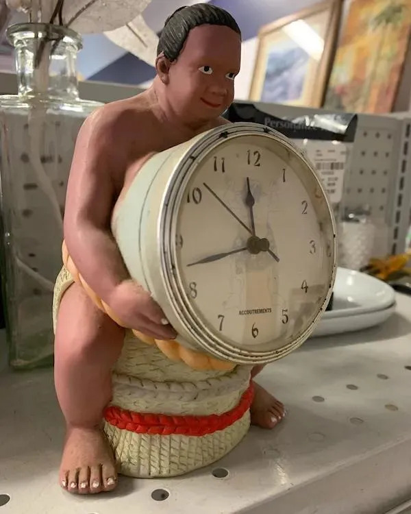 Weird Finds In Thrift Shops (25 pics)