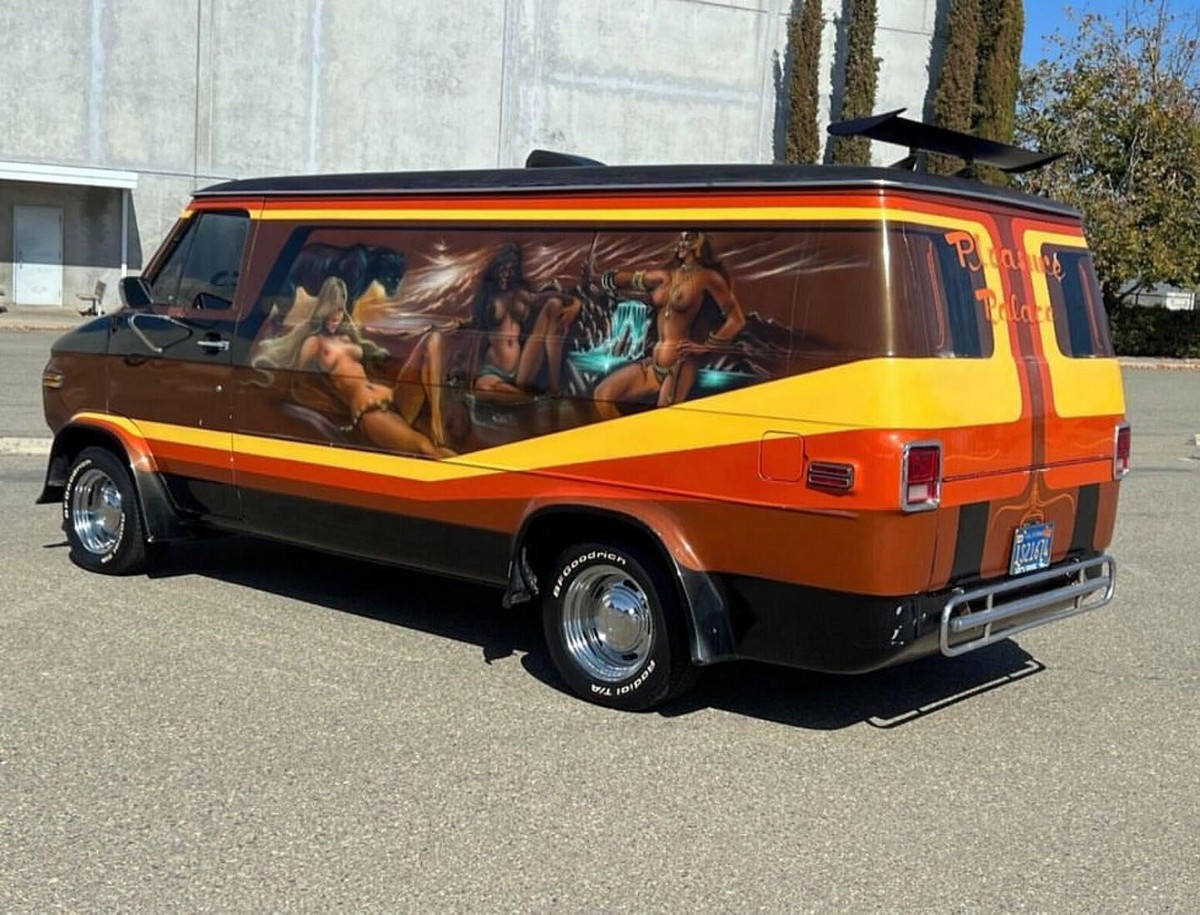 Crazy Cars (25 pics)