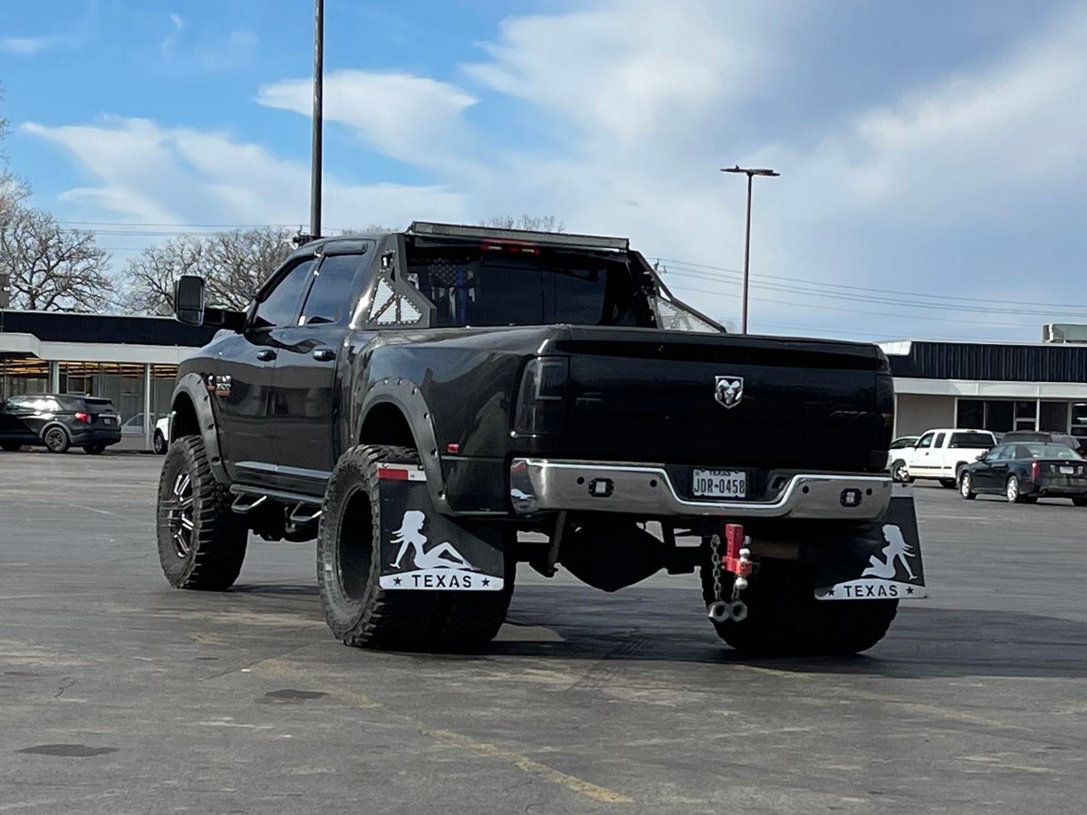 Crazy Cars (25 pics)