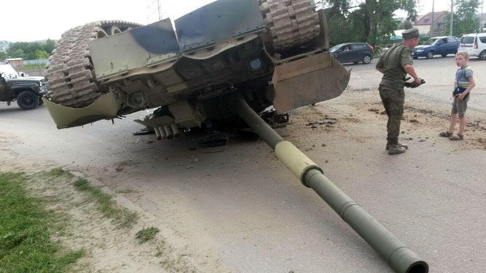 Bad Days Happen (21 pics)