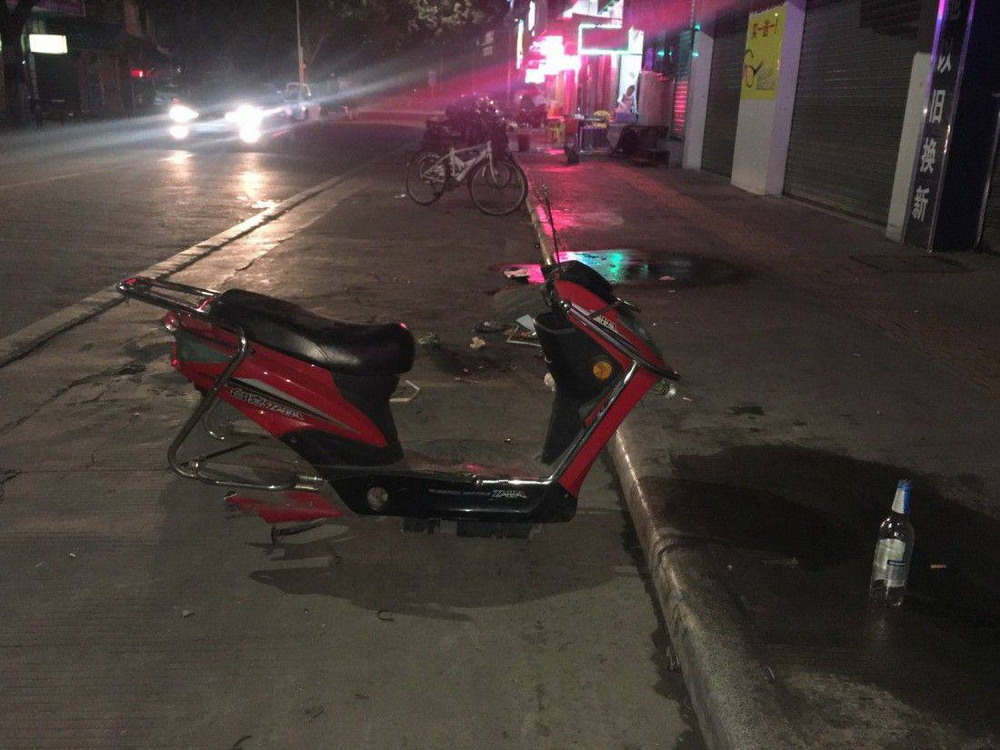 Bad Days Happen (21 pics)