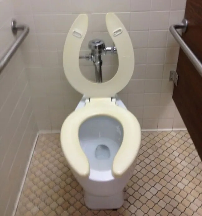 Glitches In The Matrix (21 pics)