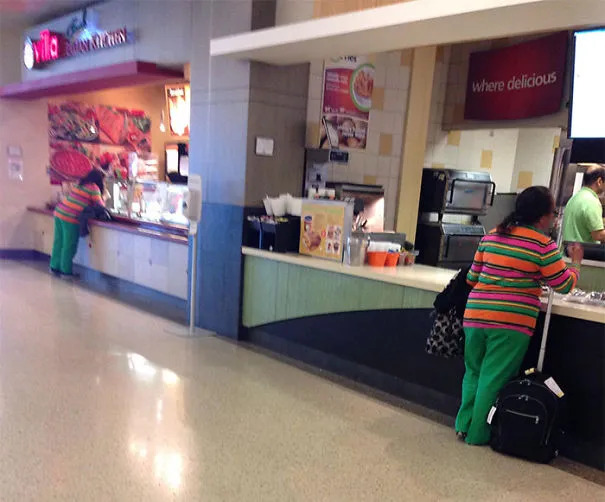 Glitches In The Matrix (21 pics)