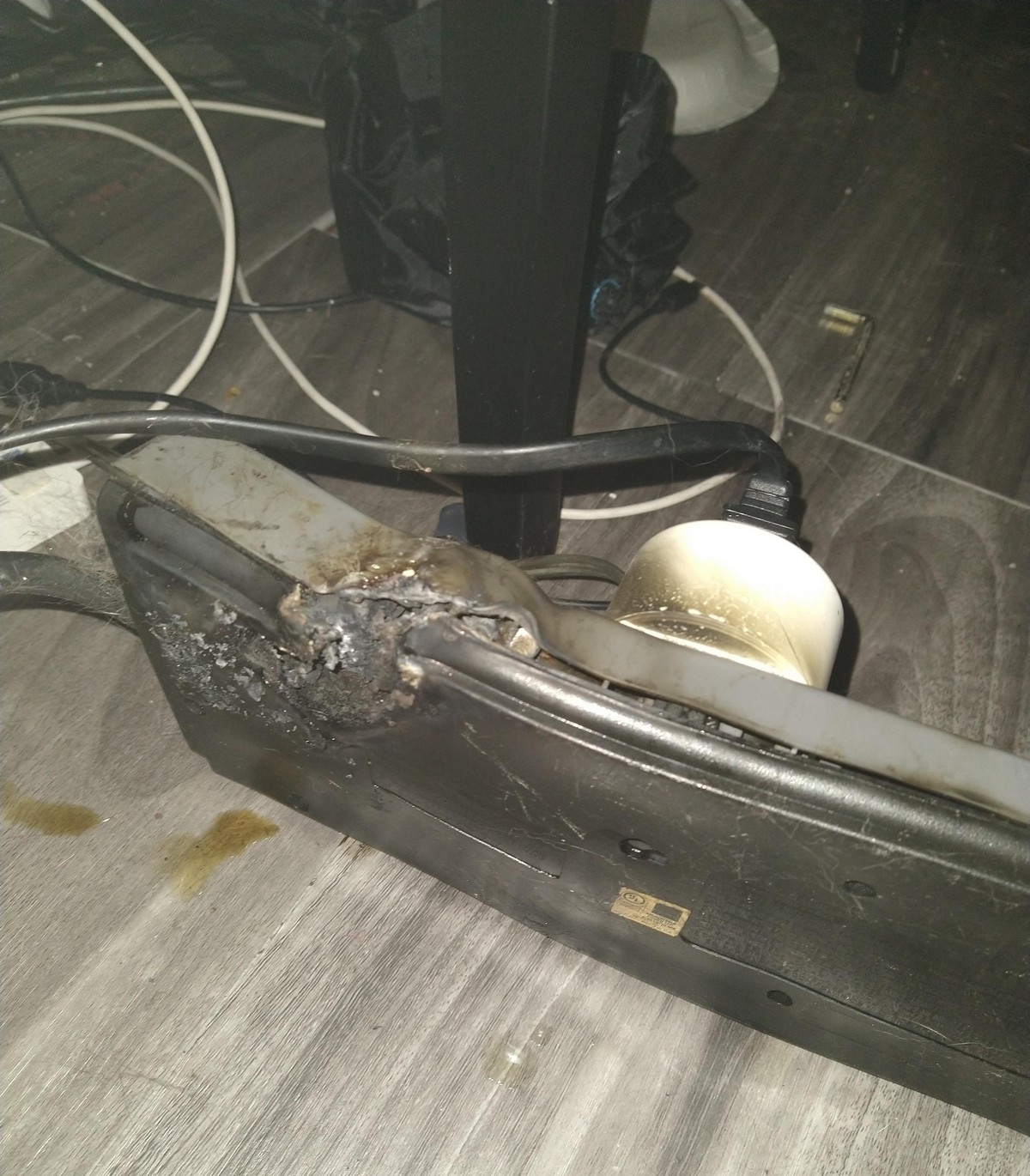 Bad Days Happen (31 pics)