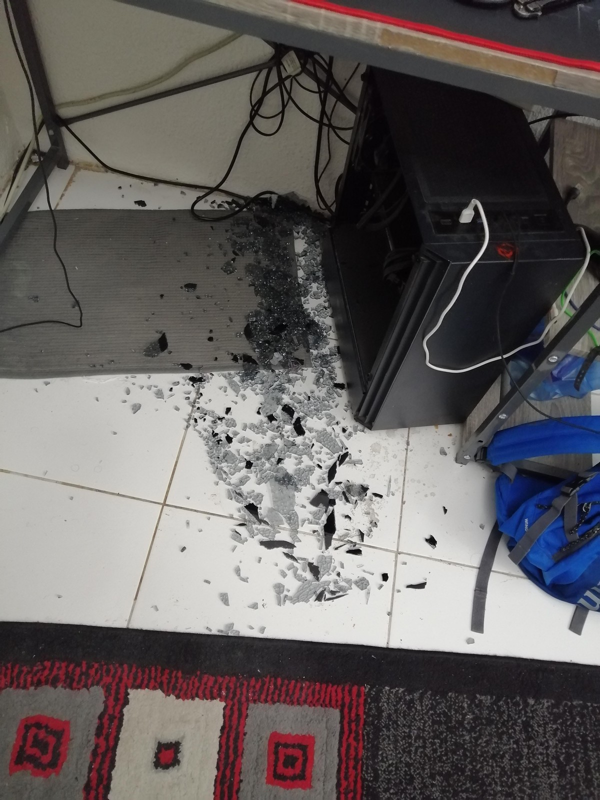 Bad Days Happen (27 pics)