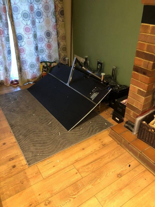 Bad Days Happen (27 pics)