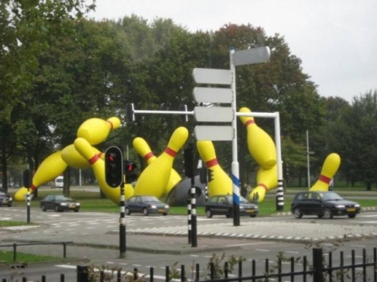 Giant Things (23 pics)