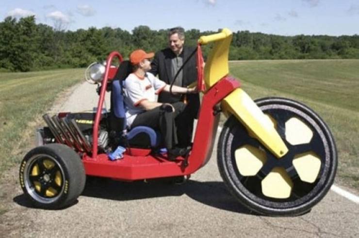Giant Things (23 pics)