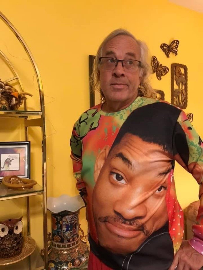 Strange Finds In Thrift Shops (19 pics)