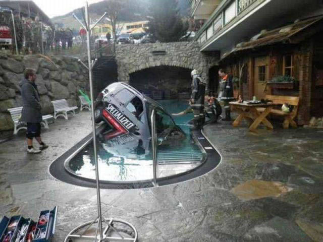 Bad Days Happen (21 pics)