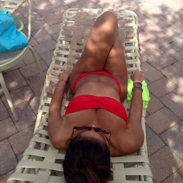 Bikini Girls (20 pics) Bikini Girls (20 pics)
