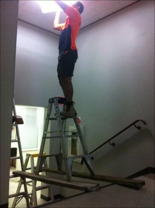 They Don't Care About Safety (23 pics)