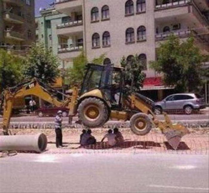 They Don't Care About Safety (23 pics)