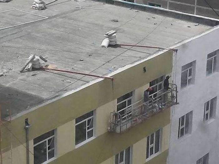 They Don't Care About Safety (23 pics)