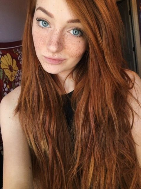 Redhead Girls (21 pics)
