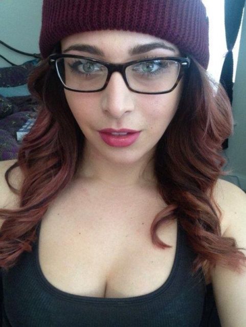Redhead Girls (21 pics)