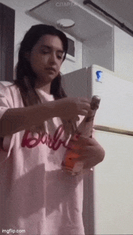 Acid GIFs, July 28 (25 gifs)