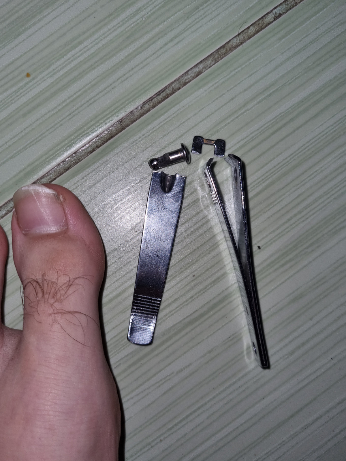 Bad Days Happen (23 pics)