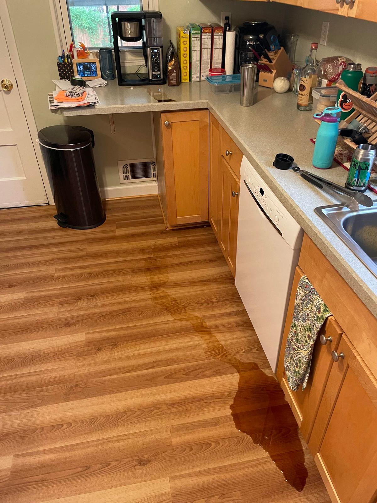 Bad Days Happen (23 pics)