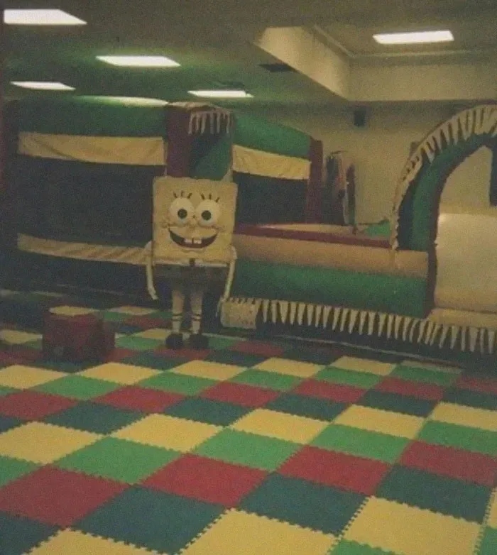 Creepy Photos (25 pics)
