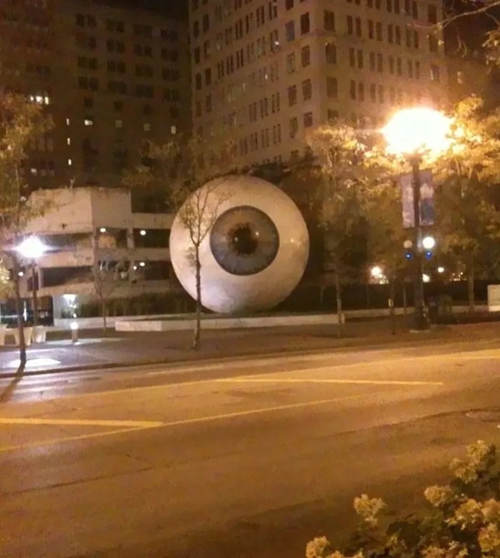 Creepy Photos (25 pics)