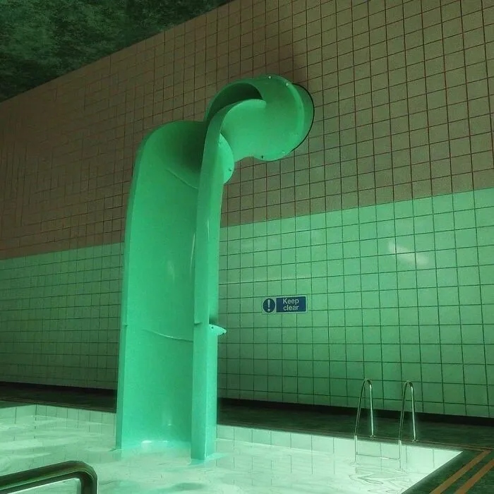 Creepy Photos (25 pics)