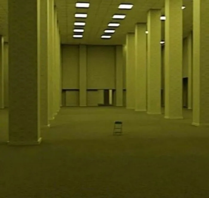 Creepy Photos (25 pics)