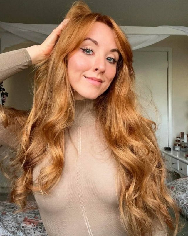 Redhead Girls (21 pics)