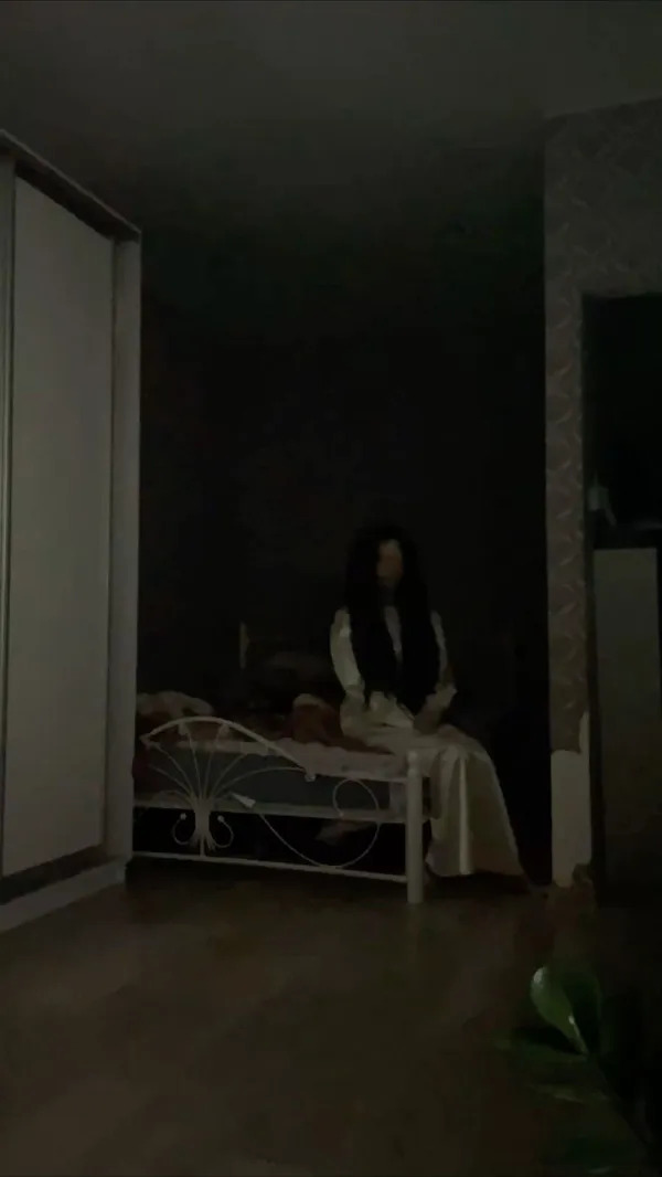 Creepy Photos (25 pics)